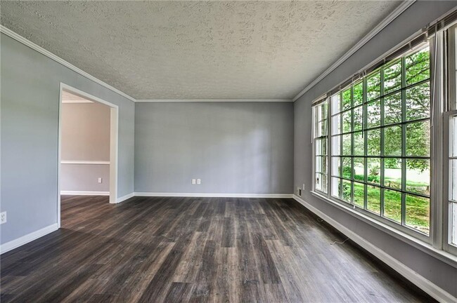 Building Photo - 1423 Martin Nash Rd SW