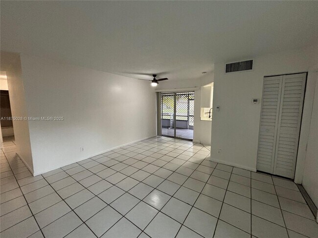 Foto del edificio - 3203 NW 5th Terrace