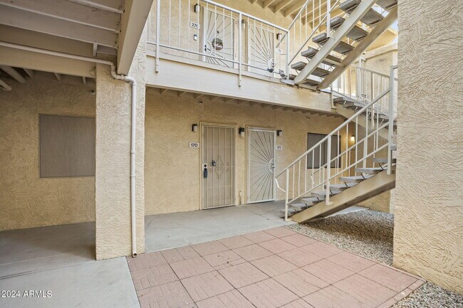 Building Photo - 12221 Bell Rd