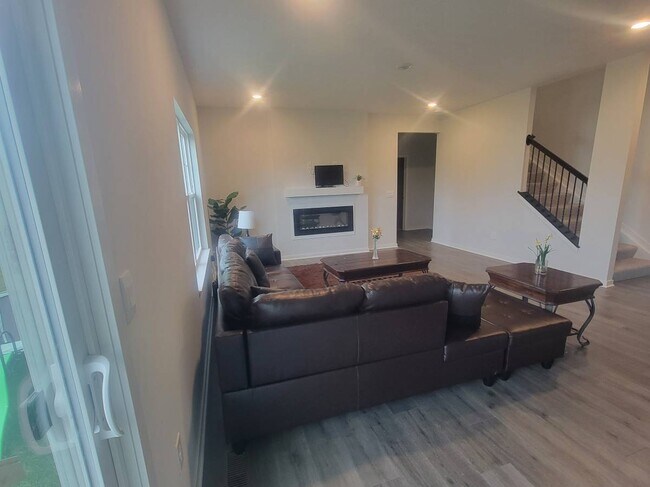 Foto del edificio - 131 Natalie Ln