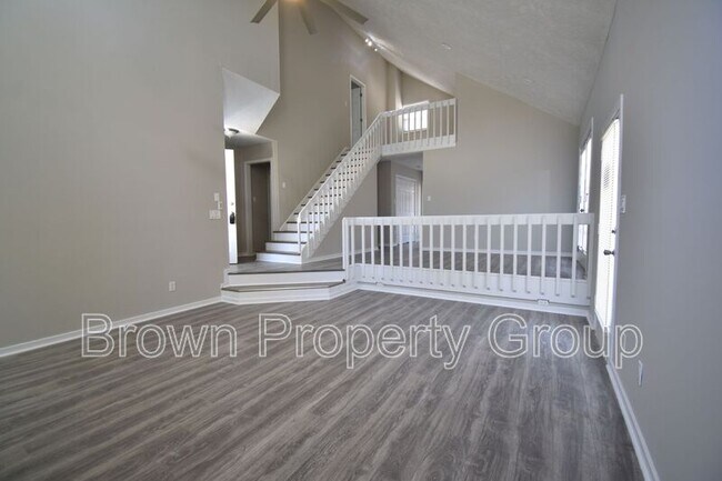 Building Photo - 5817 Horton Pl