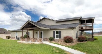 Building Photo - 200 Jessie Ln