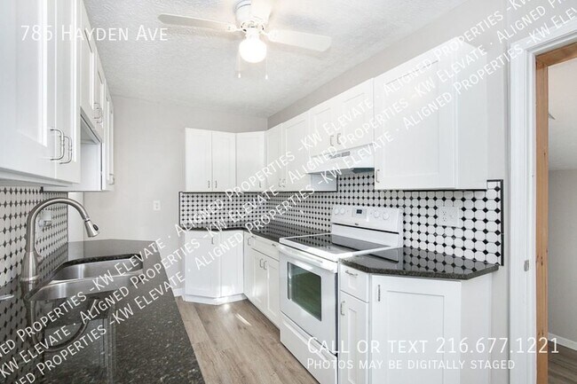 Foto del edificio - 785 Hayden Ave