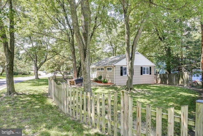 Building Photo - 10705 Bentley Ln