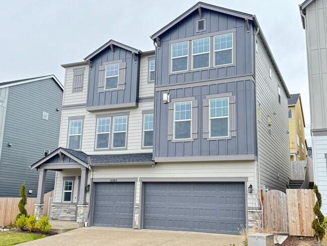 Building Photo - Stunning New Build - 5 Bed 3 Bath home in ...
