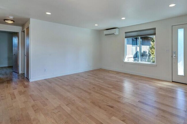 Foto del edificio - 7325 NE Halsey St