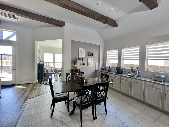 Foto del edificio - 6507 Timarron Lakes Dr