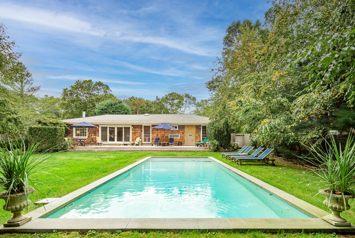 Foto principal - 144 Woodbine Dr