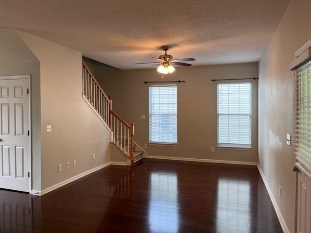 Foto del edificio - 2009 Azalee Ln