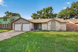 Building Photo - 19326 Leafwood Ln