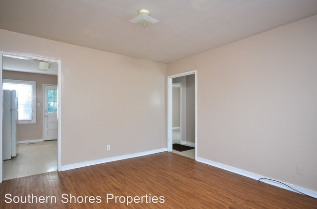 Foto del edificio - 2 br, 1 bath Apartment - 600 E 6Th St