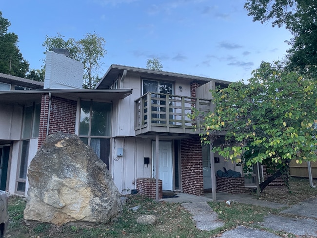 Building Photo - 1102 Laguille Ct