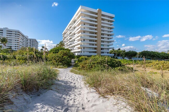 Foto del edificio - 199 Ocean Ln Dr