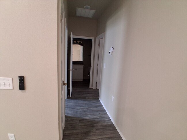 Foto del edificio - 322 D N Avenue B