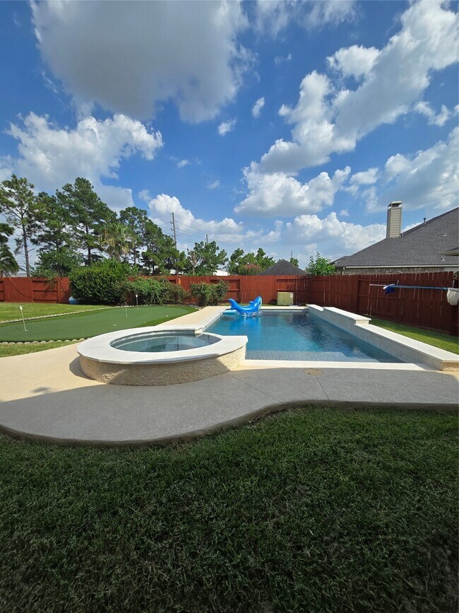 Foto del edificio - 6506 Monte Bello Ridge Ln