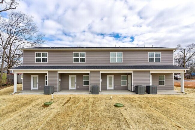 Photo - 2805 Cruze Dr House