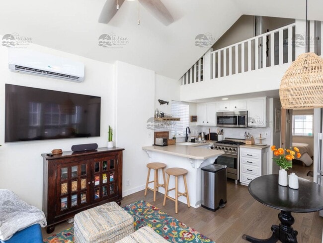 Foto del edificio - Steps to the sand in Encinitas, your two b...