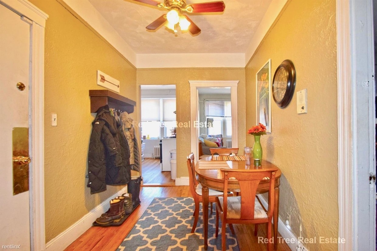 1691 Commonwealth Ave Unit Apt 6, Brighton, MA 02135 Condo for Rent