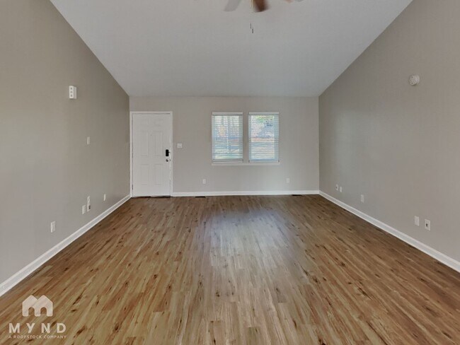 Foto del edificio - 7007 Ware Rd