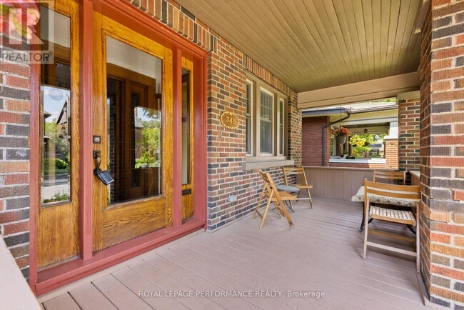 Photo du bâtiment - 345 THIRD AVENUE