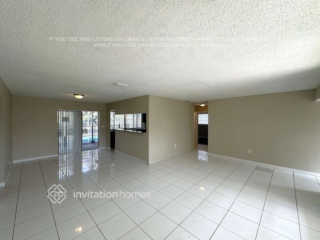 Building Photo - 7251 Alhambra Blvd