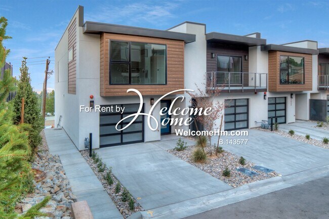 Building Photo - Coming Soon - NEWER Luxury Town Home Centr...