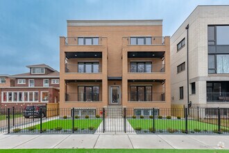 Building Photo - 4021 N Keystone Ave