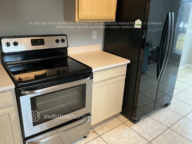 Building Photo - 12258 Sutton Estates Cir W