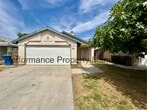 Primary Photo - Cozy 2 Bed/1 Bath Home is SE Bakersfield w...