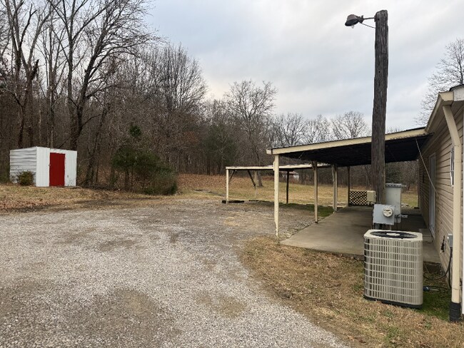 Building Photo - 2182 Posey Hill Rd