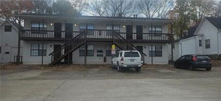 Building Photo - 632 Whitham Ave