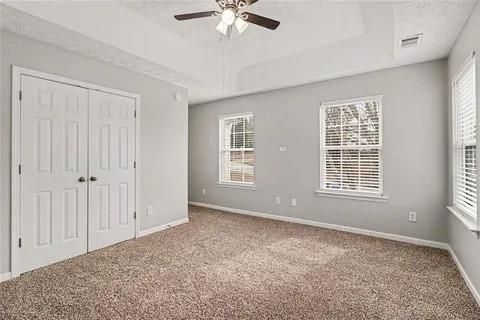 Building Photo - 4108 Robin Cir