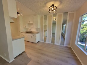 Building Photo - 13531 Wyandotte St