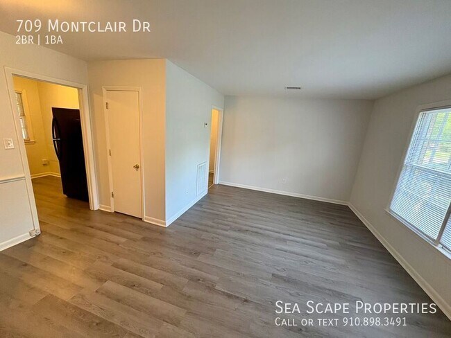 Foto del edificio - 709 Montclair Dr