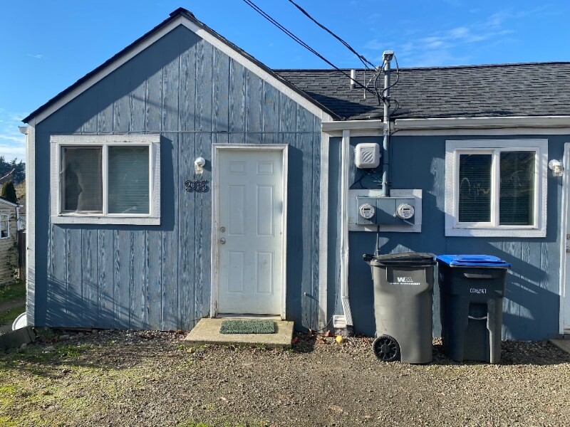 905 W Charlotte Ave, Bremerton, WA 98312 House Rental in Bremerton