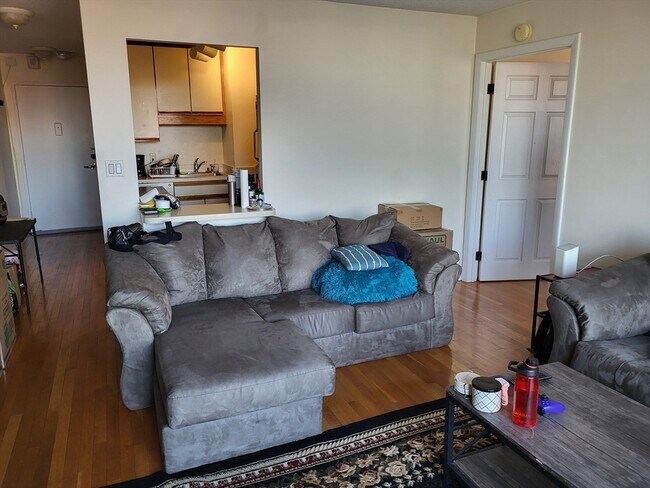 Building Photo - 44 Washington St