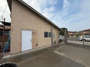 Building Photo - 1535 Monterey Pine Dr