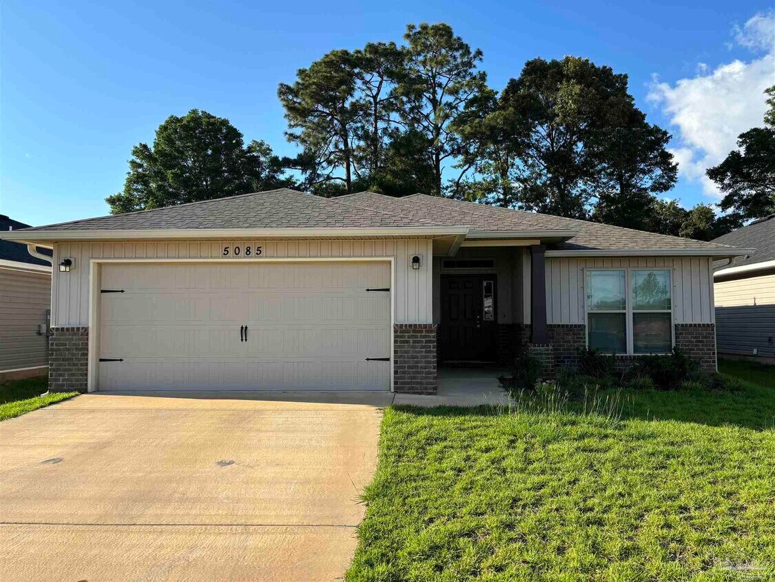 Primary Photo - 5085 Peach Dr