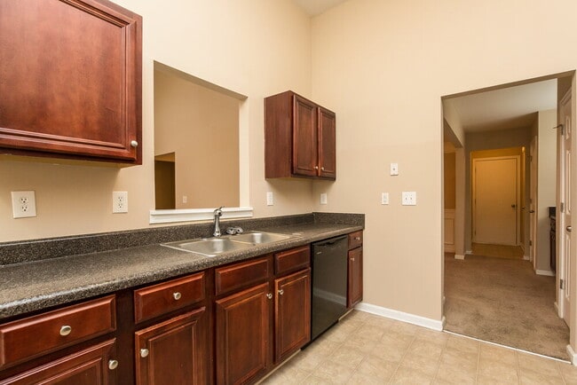 Building Photo - 4202 Cedar Tree Run