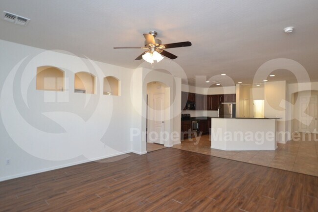 Foto del edificio - 9182 W Black Hill Rd