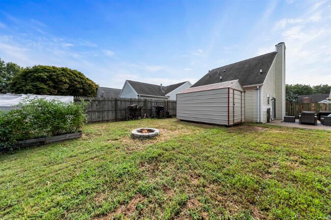 Foto del edificio - 5928 Crossfield Dr