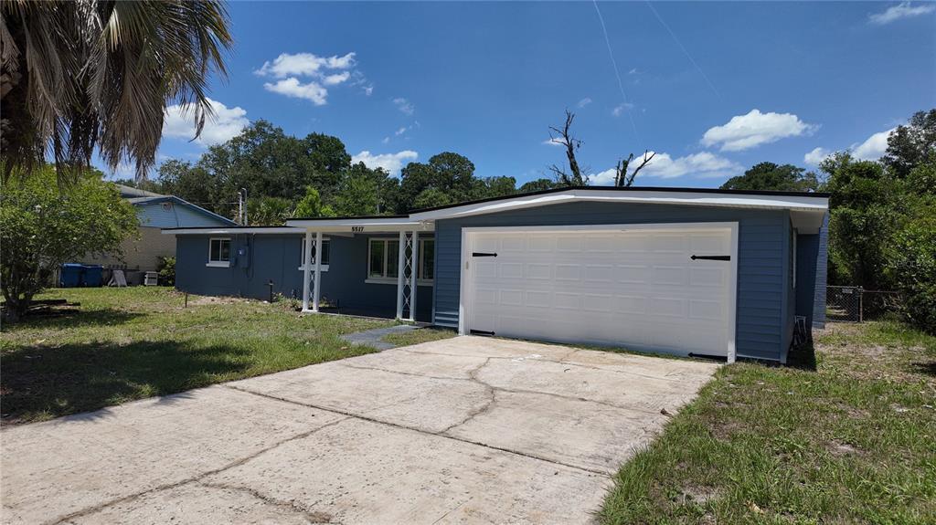 Foto principal - 5517 Maxine Dr