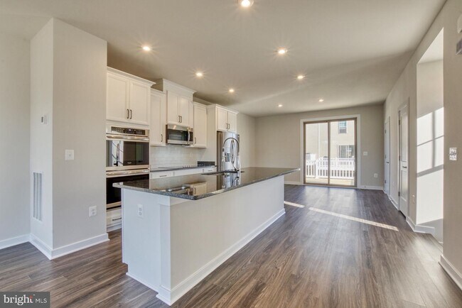 Building Photo - 309 Nebeiolo Terrace SE