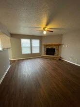 Building Photo - 8226 Crackling Ln