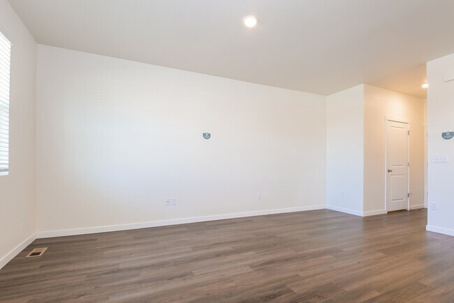 Foto del edificio - 13413 Oneida Ln