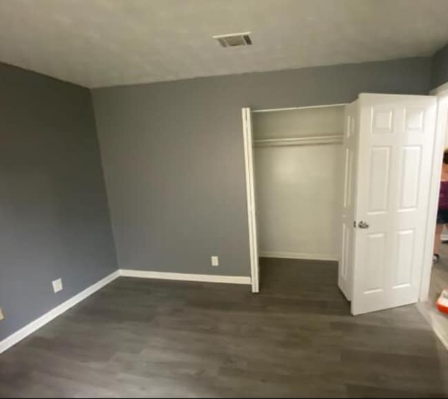 Building Photo - 1751 Powhattan St