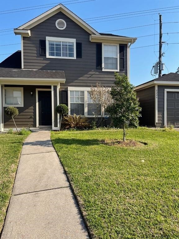 Foto del edificio - 6226 Kings Oaks Ln