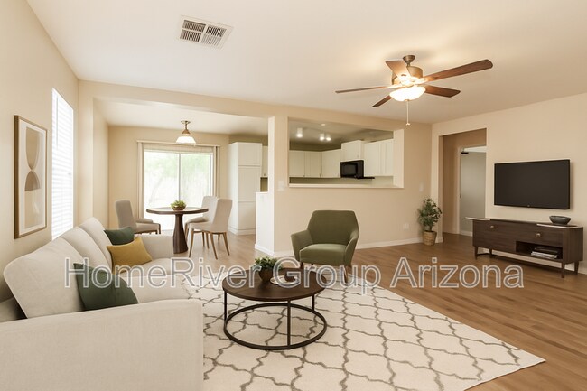 Foto del edificio - 1315 S 222nd Ln