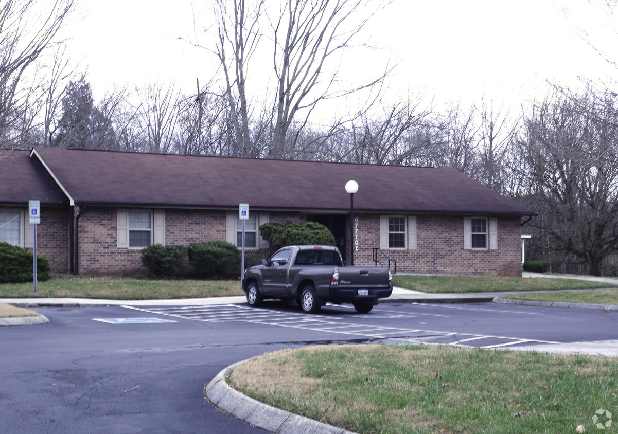 Foto del edificio - Creekwood Apartments