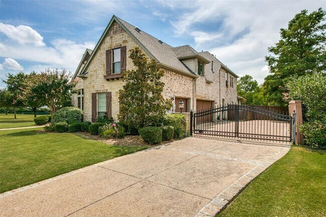 Foto del edificio - 1218 Sir Malory Ln